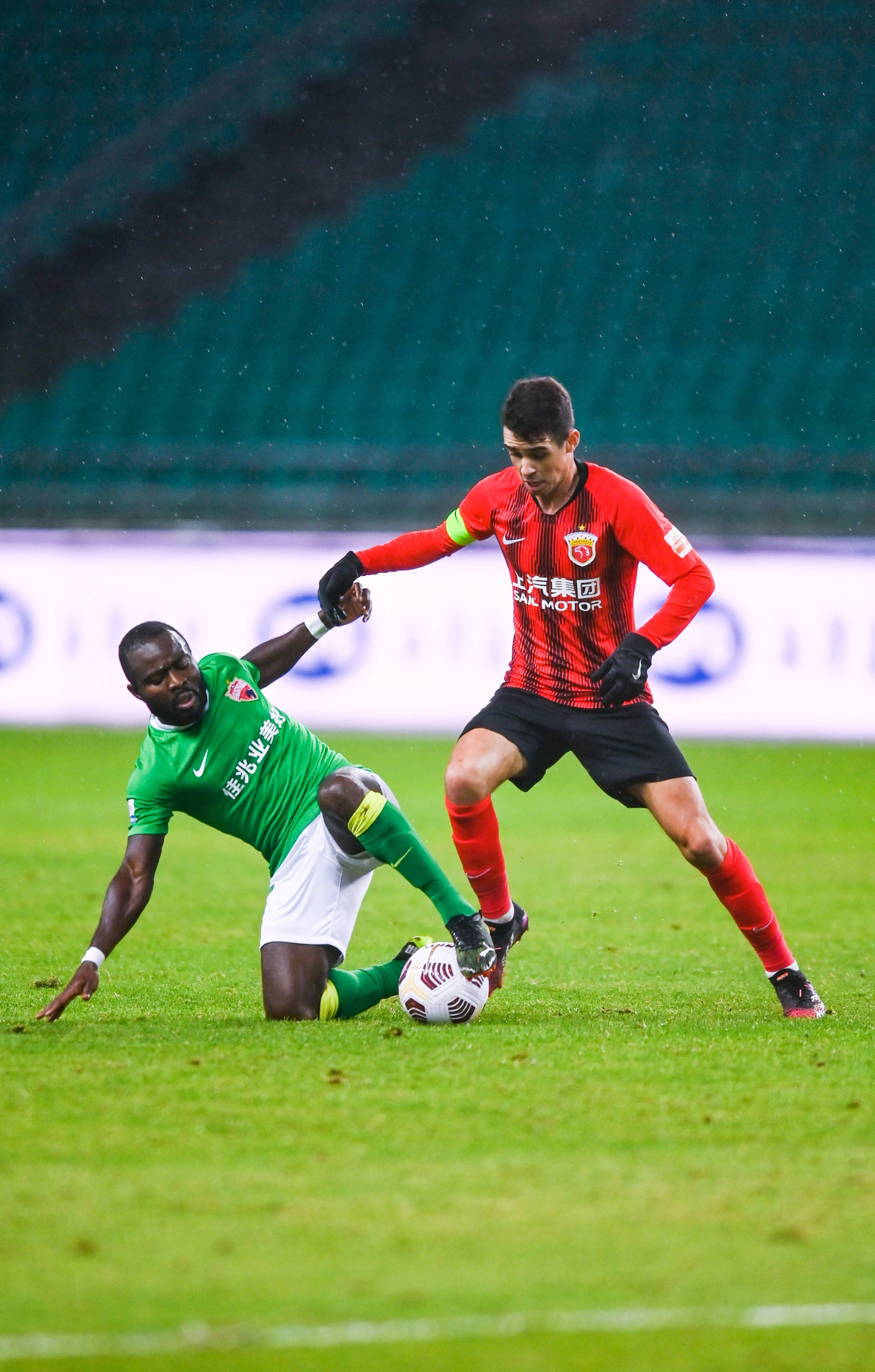 这场赛事中 这场赛事中